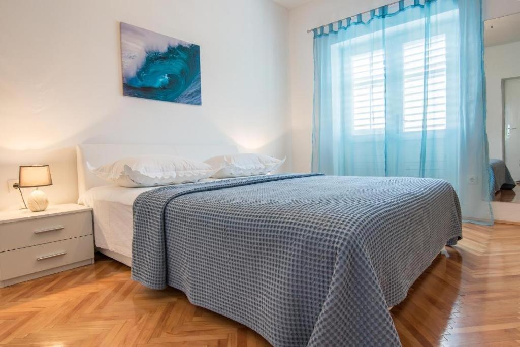 Apartment With Wifi - 23010 Makarska